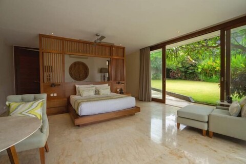 OMEKAI Cemagi by Nakula