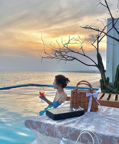 세자르 홈스테이