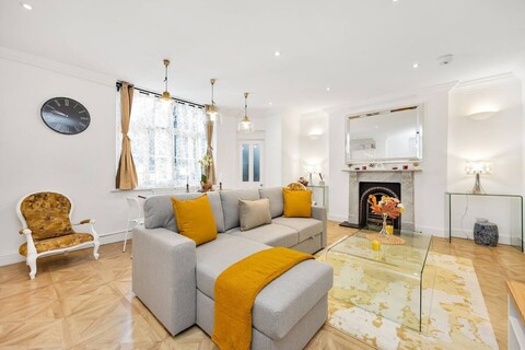 켄싱턴의 3 베드룸 2 욕실 빅토리아 플랫