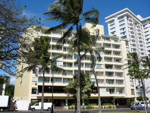 Castle Waikiki Grand