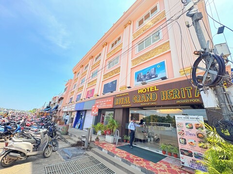 로열 그랜드 헤리티지 푸리