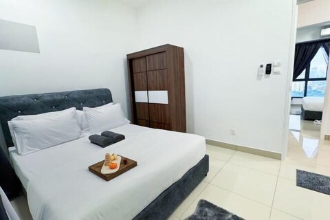 Elegant 3-Bedroom Fully Air-Con @ Vista Sentul