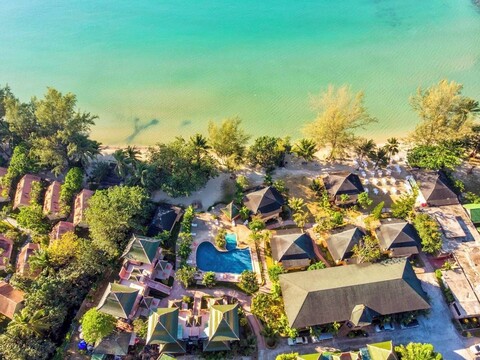 코코넛 비치 리조트