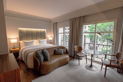 그란 에스탄플라자 베히니