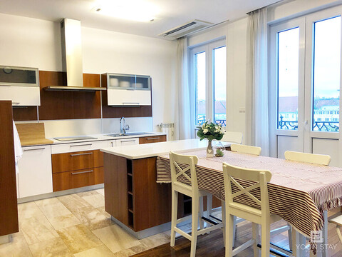 부다페스트 윤스테이