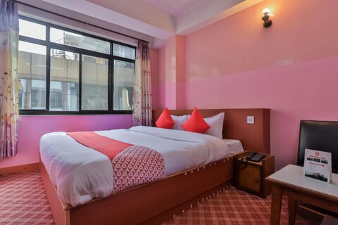 오요 737 호텔 뉴 시 파라다이스