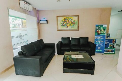 Aurora Rooms Riverdale