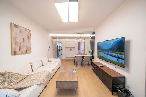 타임스 패밀리 3베드룸 2욕실 아파트