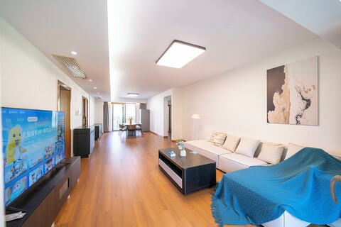 타임스 럭셔리 3베드룸 2욕실 아파트먼트, 벨라 비타