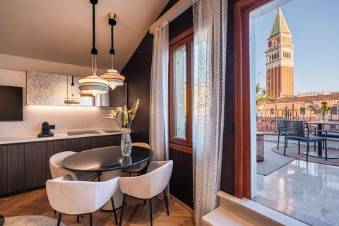 팔라초 로타 럭셔리 아파트먼트