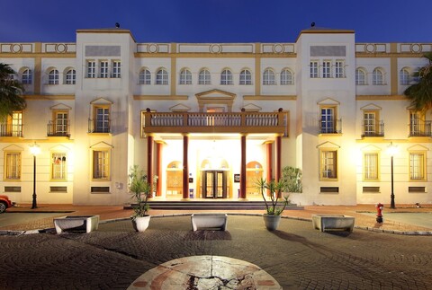 엑세 그란 호텔 솔루카르