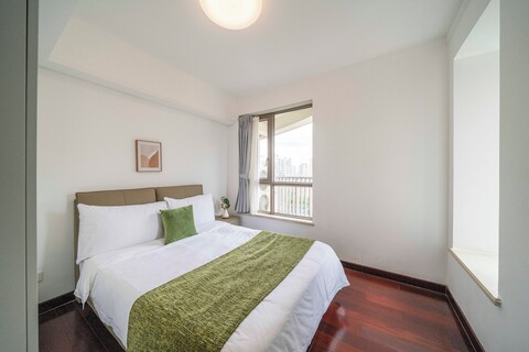 타임스 모던 2베드룸 아파트먼트, 유쿠이 가든