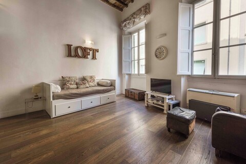 MMega의 베라차노 로프트