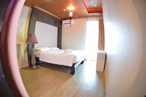 Taurus Villa10 Bedrooms with Private Pool.