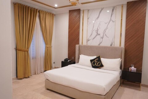 엠보이 익스프레스 이슬라마바드