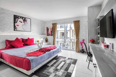 비치 프론트 50미터의 쉐이드 호텔