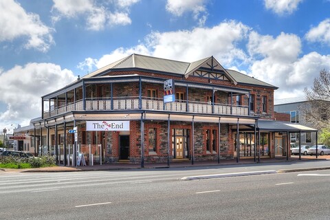 더 마일 엔드 호텔