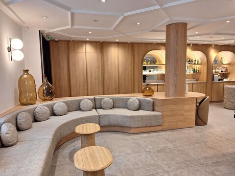 머큐어 파리 아크 드 트리옴페 바그람