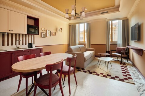 호미 리비아 베로나