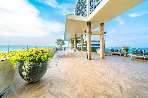 더 리비에라 좀티엔 콘도텔 파타야