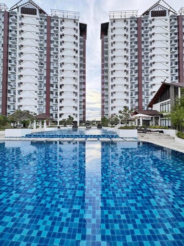 1BR studio unit with free wifi and pool access