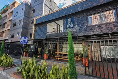 호텔 라레스 70 라우렐레스