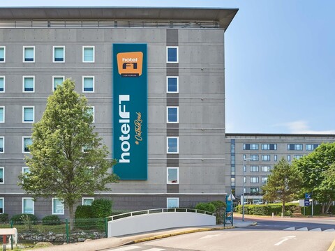 호텔F1 루아지 CDG