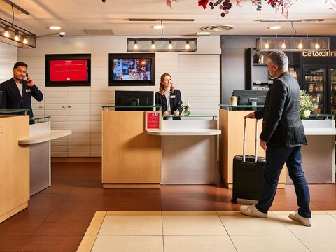 이비스 파리 라 데팡스 에스플라나드