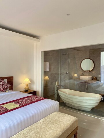 나가사리 블룸 우붓