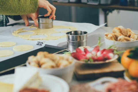 프랑스 현지 제과사와 함께하는  파리 쿠킹 클래스 + 현지 시장 장보기 상품 이미지