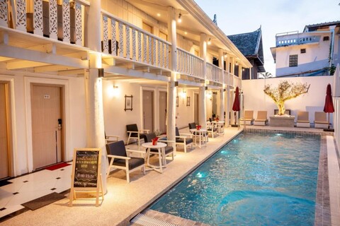 Downtown Hotel 