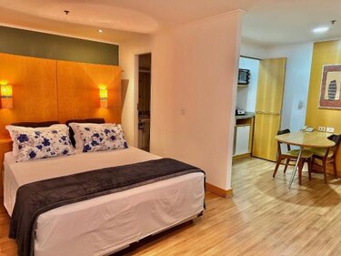 Flat Itaim Bibi ar condicionado arrumação diária