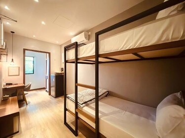 Oxy Suites 1-06 at Shophouse Meisterstadt Pollux Habibie