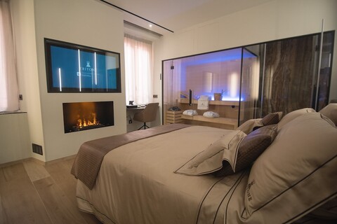 트리톤 럭셔리 스위트, 폰타나 디 트레비