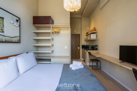 페르디지스의 수영장과 체육관이 있는 건물 내 스튜디오 - ABY