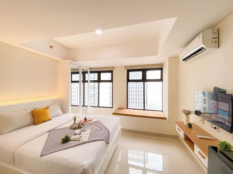 몰 직접 연결 스튜디오, 폴룩스 채드스톤 아파트먼트