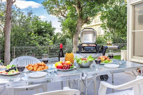 시라하마 핫 앤 도그