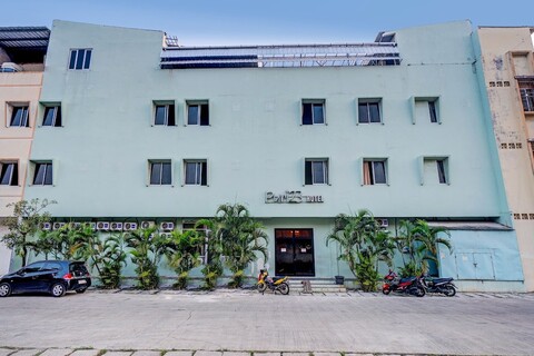 OYO 92636 파리 가든