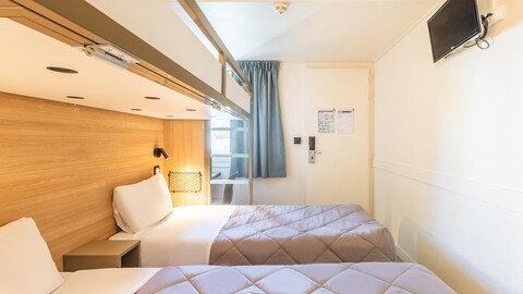 프리미어 클래스 빌팡트 상트르 - 파르크 데 젝스포지시옹