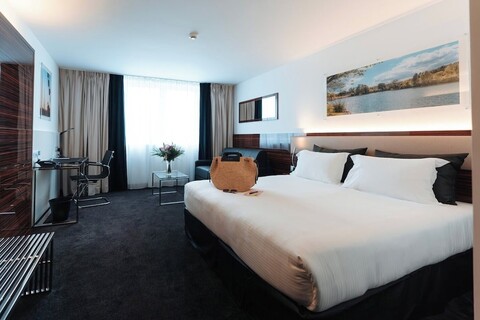 웨스토텔 타베르니 - 파리 발 뚜아즈