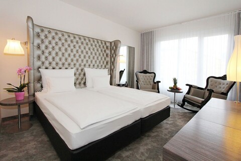 아르코텔 존 F  베를린