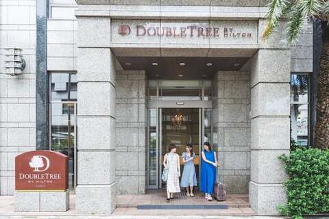 더블트리 바이 힐튼 나하