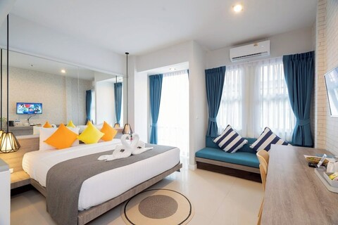 모어 파통 호텔