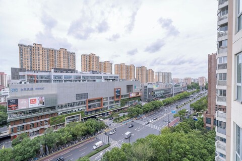 타임스 패밀리 4베드룸 2욕실 아파트, 레지던스