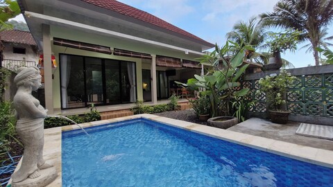 멜란팅 그린 이스케이프