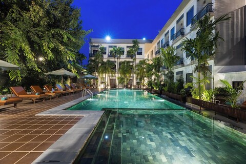 그린 아마존 호텔