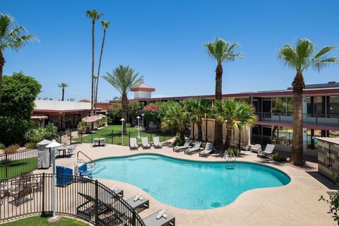 파파고 스코츠데일 바이 레지드, 트레이드마크 컬렉션 바이 윈덤