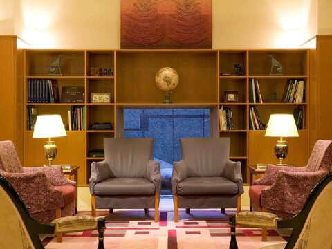 머큐어 나고야 사이프러스