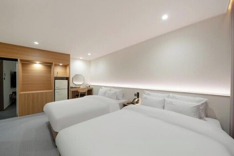 에이치 에비뉴 호텔 전주 터미널