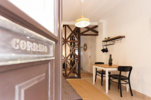 Golden Studio by Homing